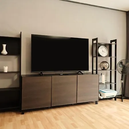 Appartement Spacious Flat By The Rhine Ideal For Groups *